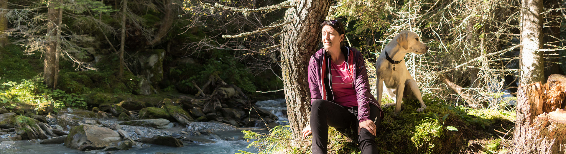 Urlaub mit Hund am Wasser Sommer in Kärnten Österreich