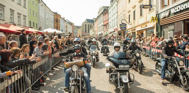 Harley Davidson, European Bike Week am Faaker See, Parade durch Villach