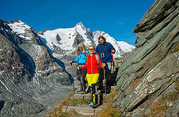 Wandern im Angesicht des Großglockners in der Nationalpark-Region Hohe Tauern