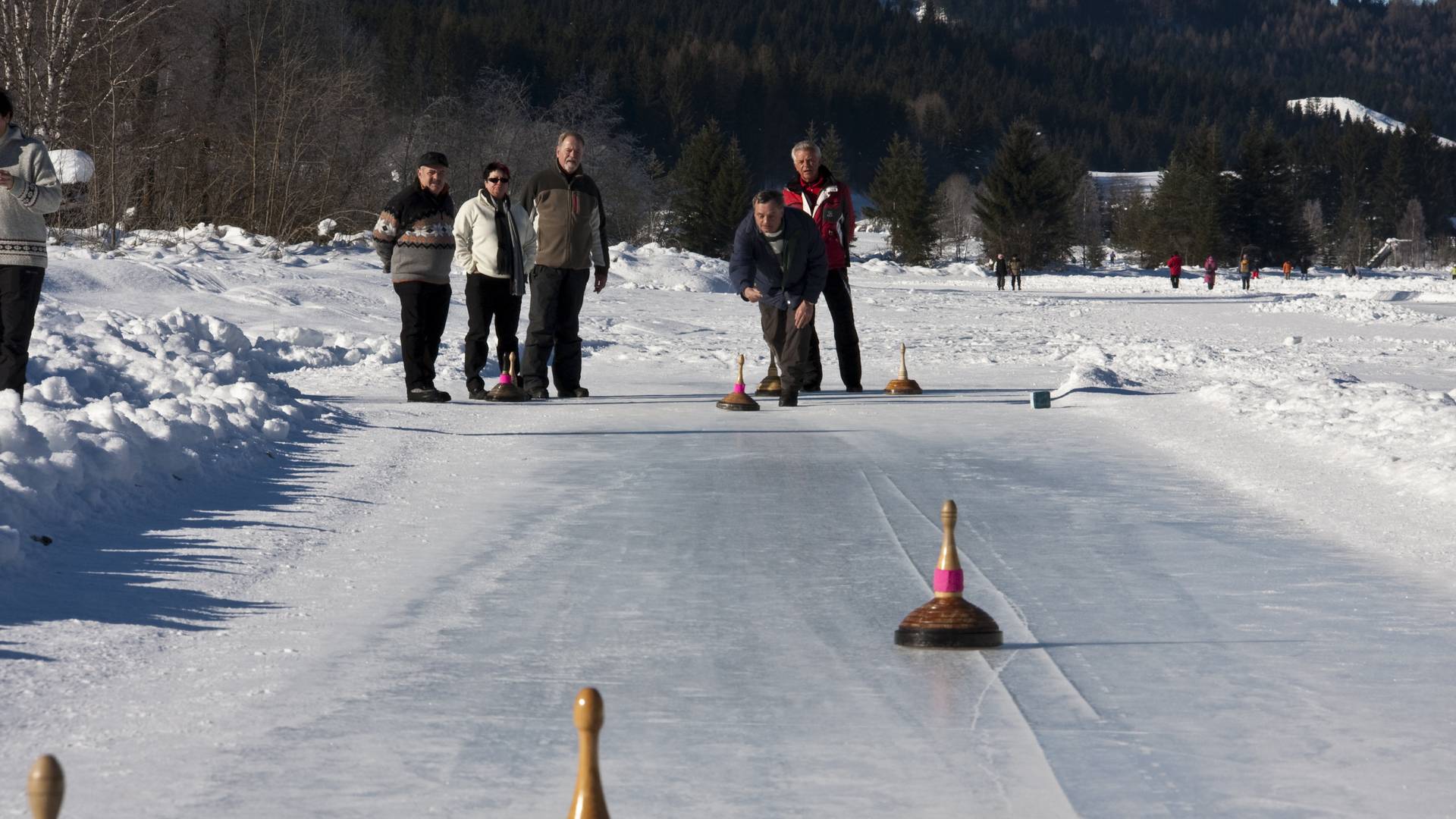 Eissstockschießen am Weissensee