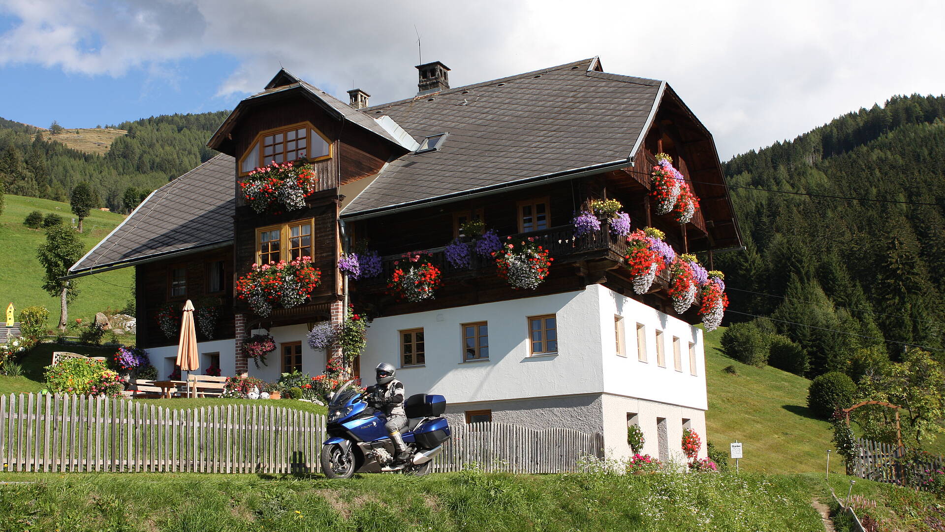 Mirnock Bergstraße in Gschriet