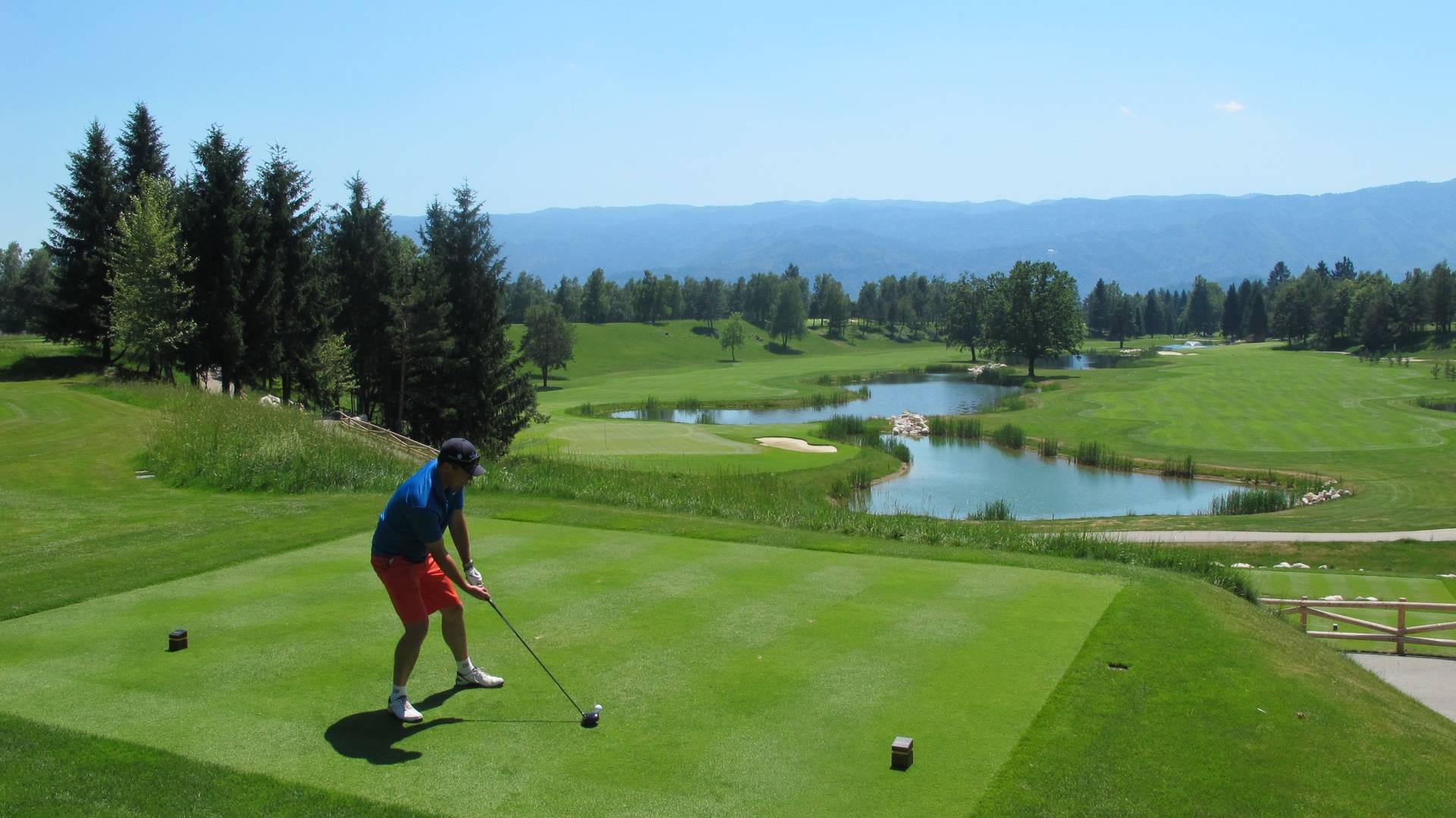 Golfen in drei Ländern, Royal Bled Golf Course in Slowenien