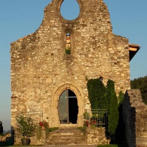 <p>Burgen und Schlösser in Kärnten, Burgruine Arnoldstein</p>