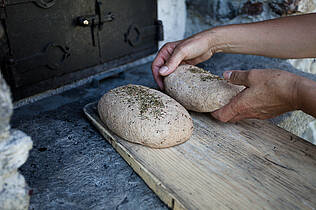 Brot backen im Lesachtal