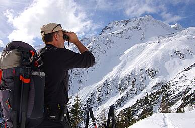 Schneeschuhwandern im Nationalpark Hohe Tauern.