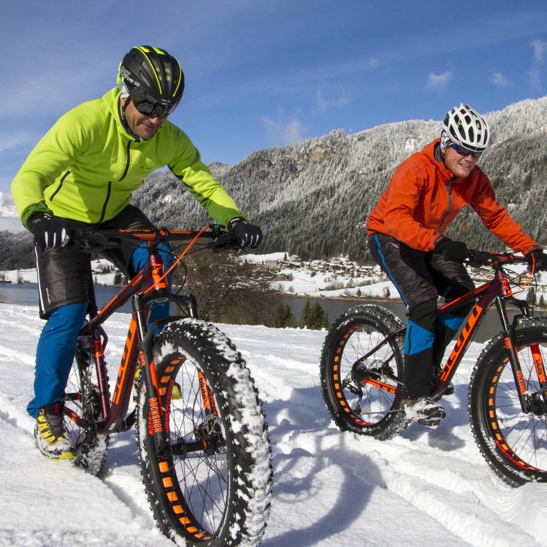 Fatbike im Winter am Schnee