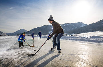 Eishockey am Weissensee