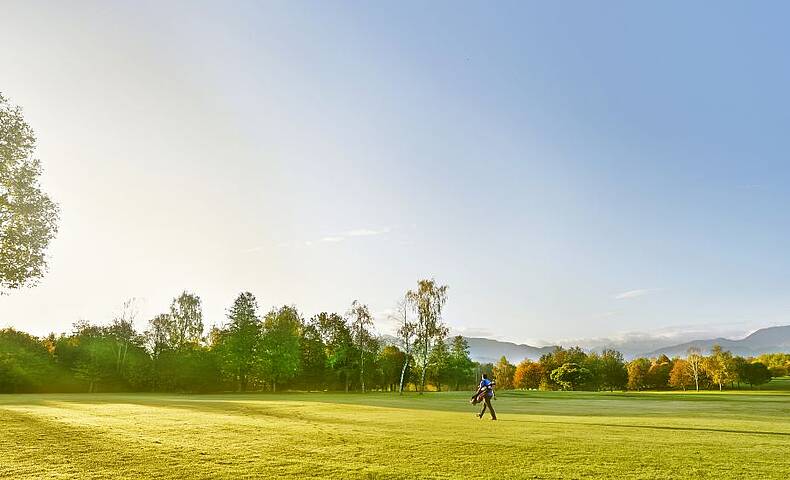 Edward Groger Golfpark Klopeiner See 14123 1014 TVB Golf Karnten B01 052 Panorama