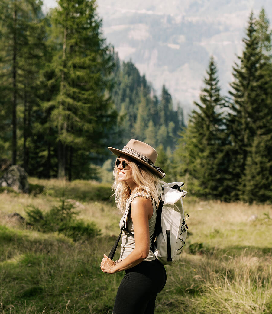 Der Radsberg bei Ebenthal südlich von Klagenfurt ist Alexandras persönlicher Rückzugsort. Hier verbringt sie viel Zeit, oft allein mit ihrer Kamera