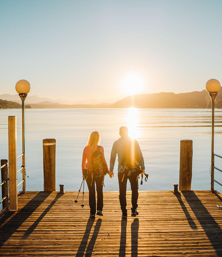 Wandern am Wörthersee im Herbst 