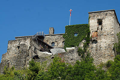 Burg Sommeregg 