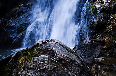 Social_Wasserfallwandern_Sabrina_Schuett