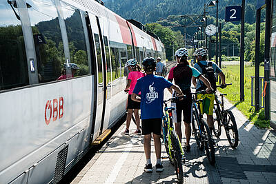 Bahn und Rad - Radsprinter Hohe Tauern - Bahnhof Puch Weissenstein