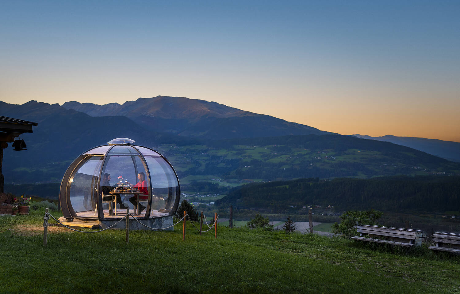 Kulinarikgenuss in der Glaskuppel am Millstaetter See