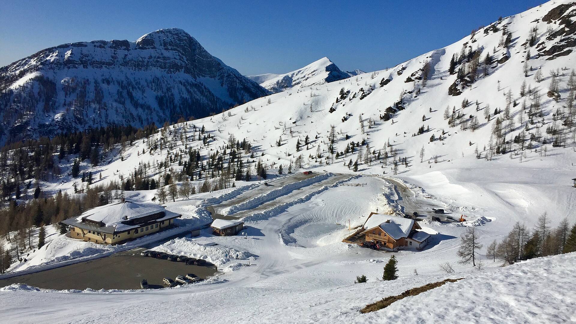 Parkplatz Seetal mit Wieserhütte auf 1.886 m Seehöhe