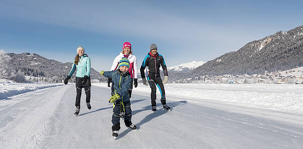 Region Weissensee_Winter_Eislaufen