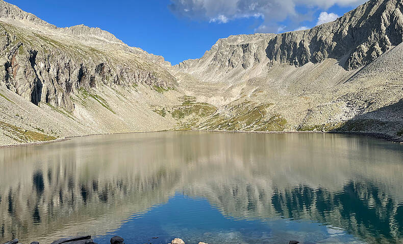 Der Dösner See am Fuße des Säuleck in Mallnitz