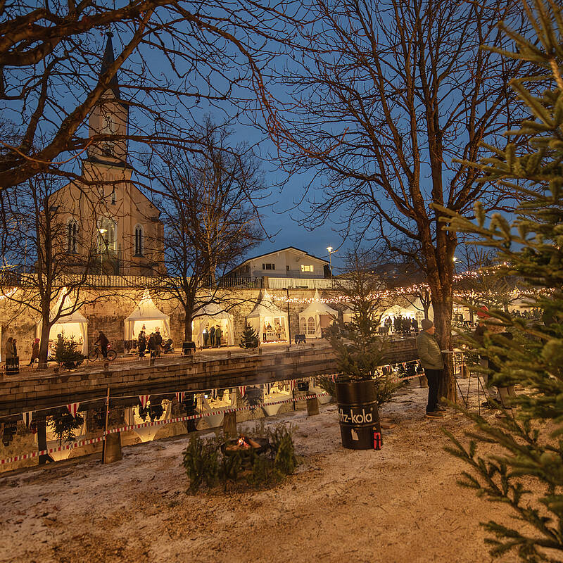Blick auf das Hafenknistern am Lendhafen in Klagenfurt