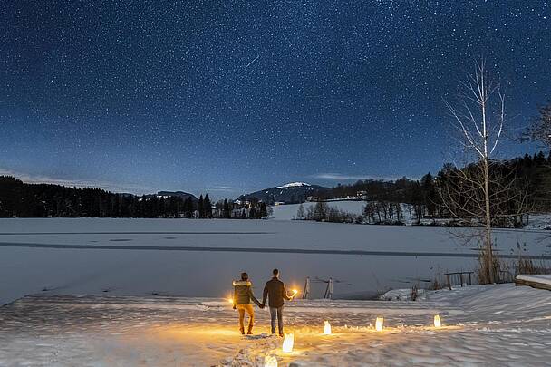 Silvesterpfad am Maltschacher See Paerchen am Silvesterpfad am Maltschacher See