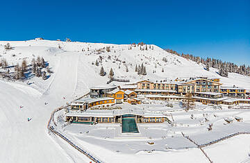 Mountain Resort Feuerberg im Schnee