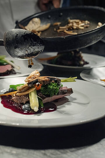 Kulinarik im Nationalpark Hohe Tauern Hirschfilet am Teller