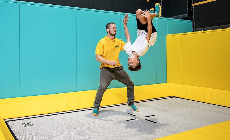 JUMPWORLD.ONE Zertifizierte TrampolintrainerInnen