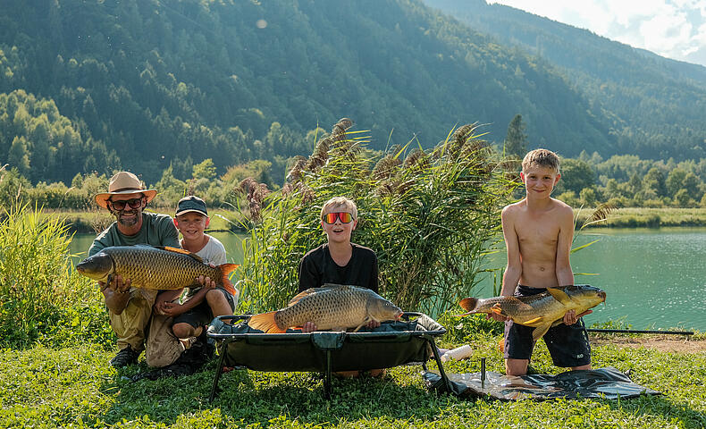  Riverside-Burschen-Angeln