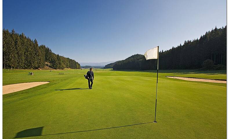 Auf den schönsten Golfplätzen in Kärnten