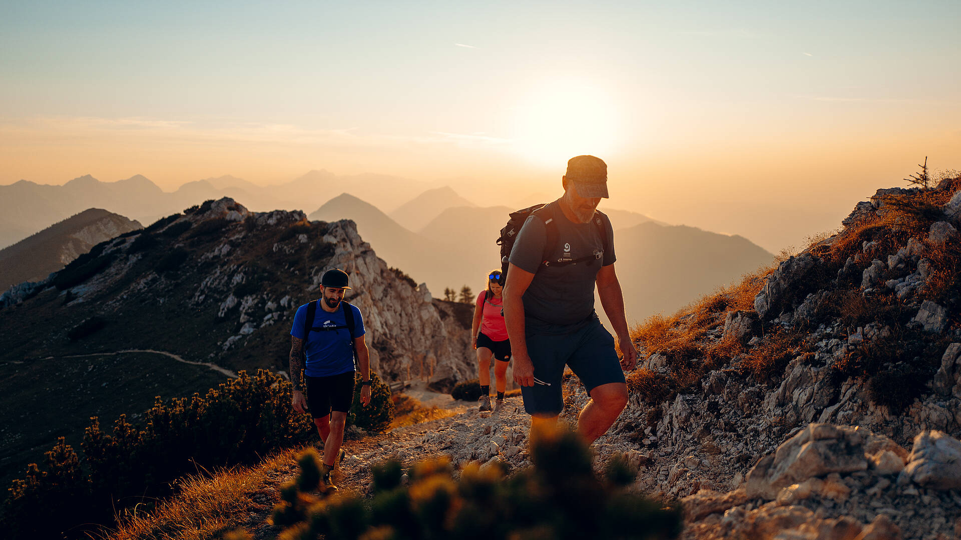 Sonnenaufgangswanderung auf die Petzen/Kordeschkopf