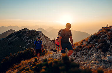 Sonnenaufgangswanderung auf die Petzen/Kordeschkopf