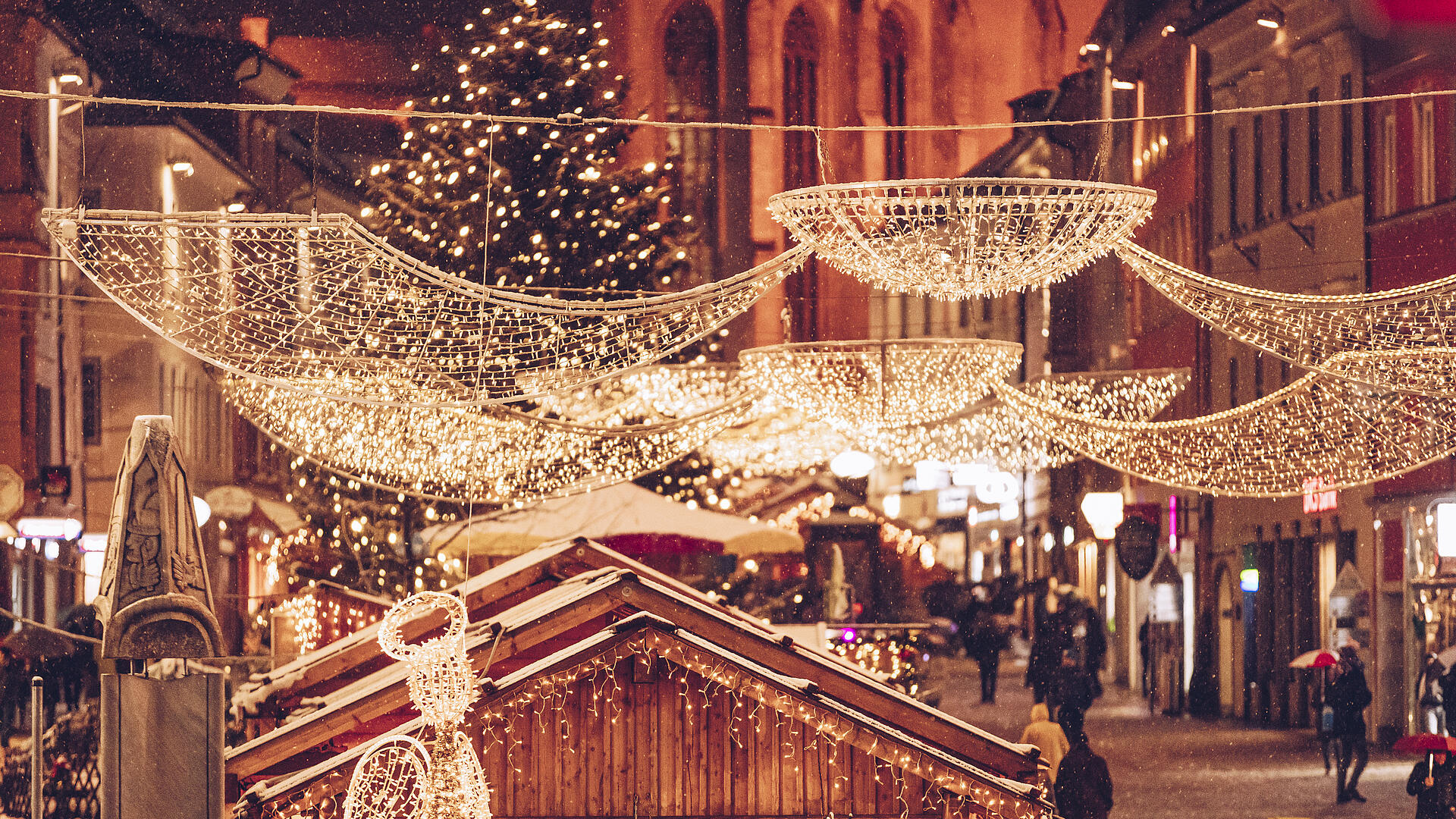 Advent in Villach mit Blick auf den Hauptplatz