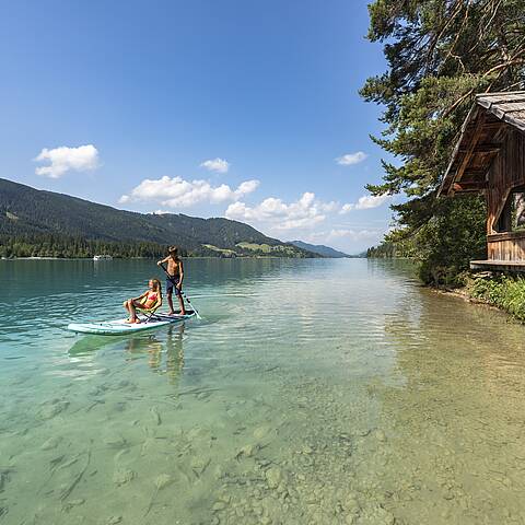 Kinder am Weissensee mit dem SUP