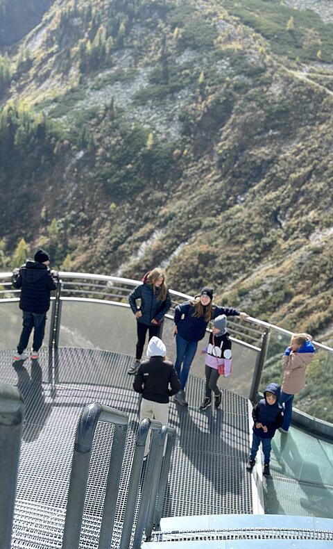Familie bei der Malta Koelnbreinsperre