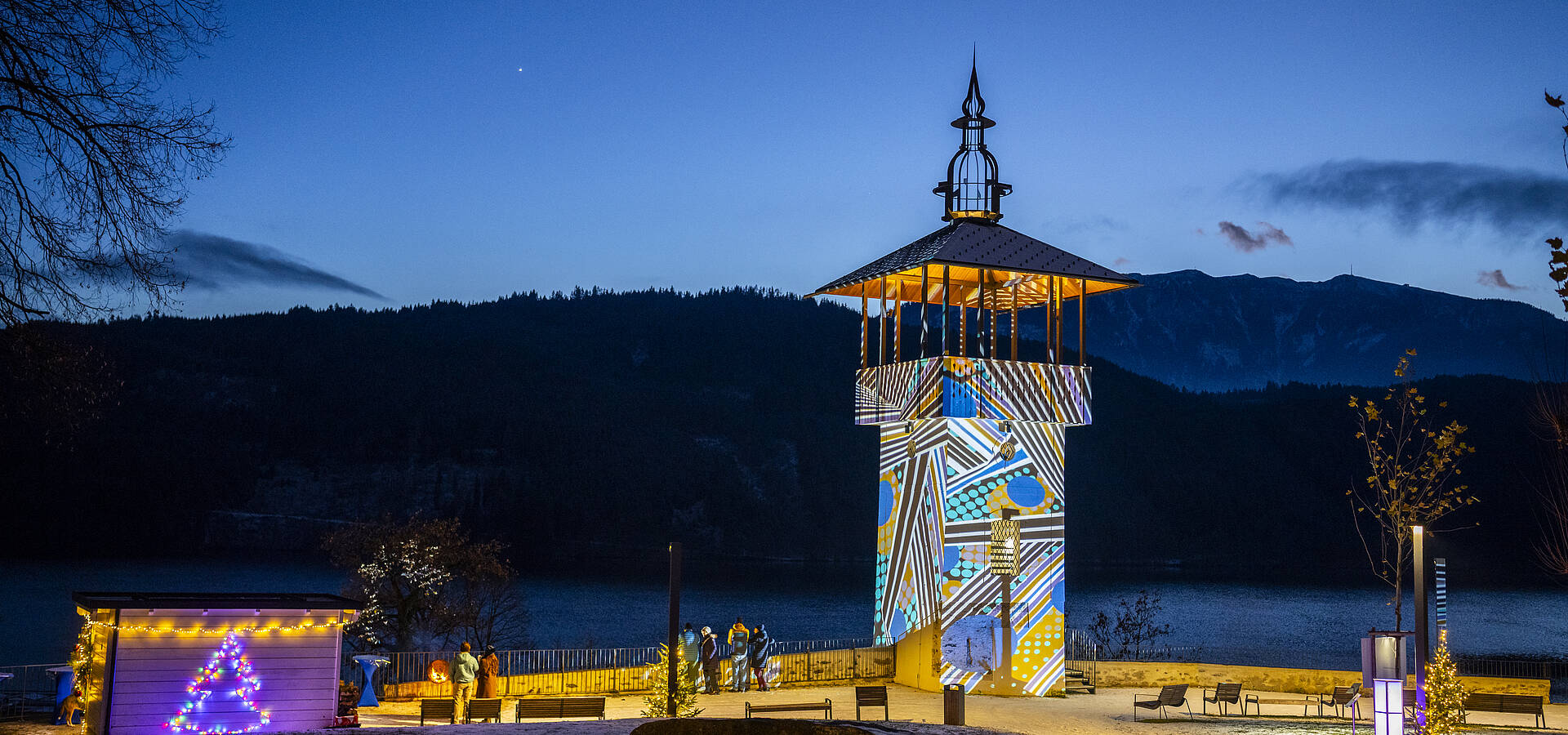 Millstaetter Lichtweg im Advent Projektionskunst OchoReSotto Millstaetter See Winter