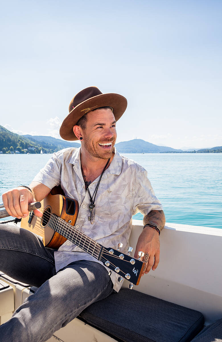 Mit dem Boot am Wörthersee Kärntner Originale