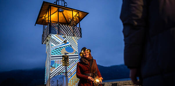Millstaetter Lichtweg im Advent Projektionskunst OchoReSotto Millstaetter See Winter