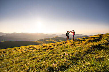 Wandern am Nockberge-Trail am Falkert 