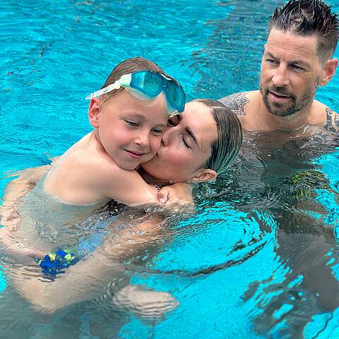 Kaernten Therme Familienspass im Wasser Kaernten Therme Familienspass im Wasser