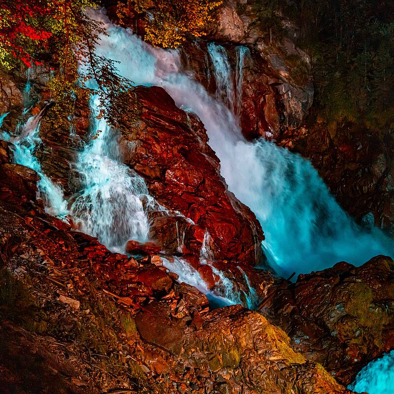 Der imposante Groppensteinfall in der Groppensteinschlucht