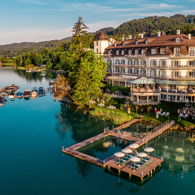 Tennis im Hotel Schloss Seefels in Pörtschach am Wörthersee_Luftaufnahme