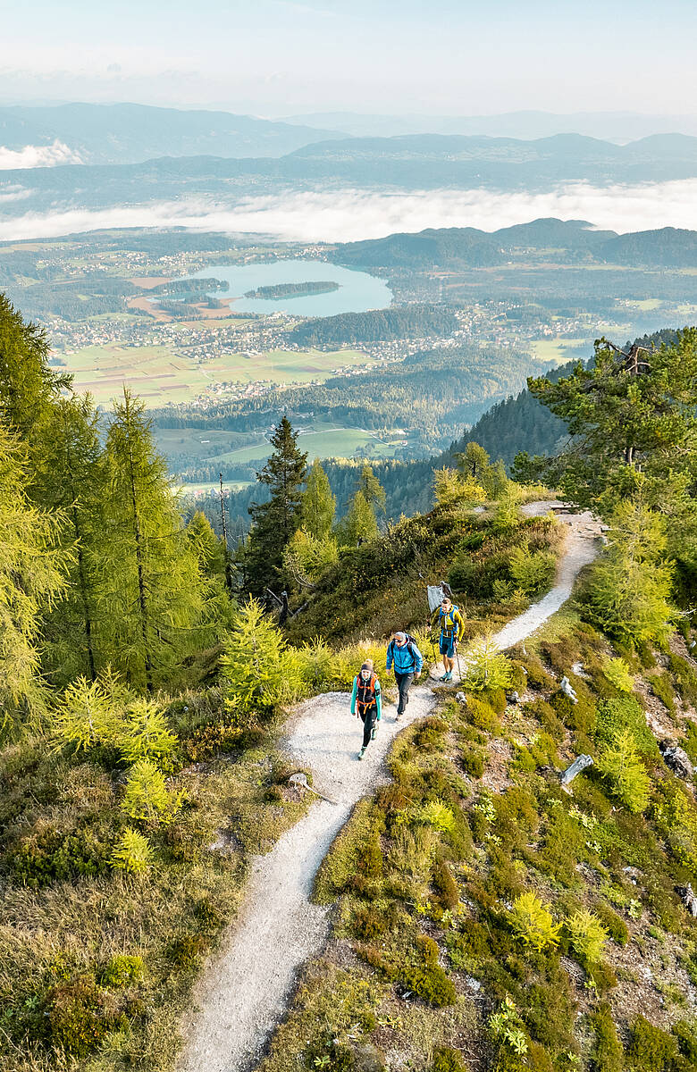 Wandern zum Mallestiger Mittagskogel in den Karawanken