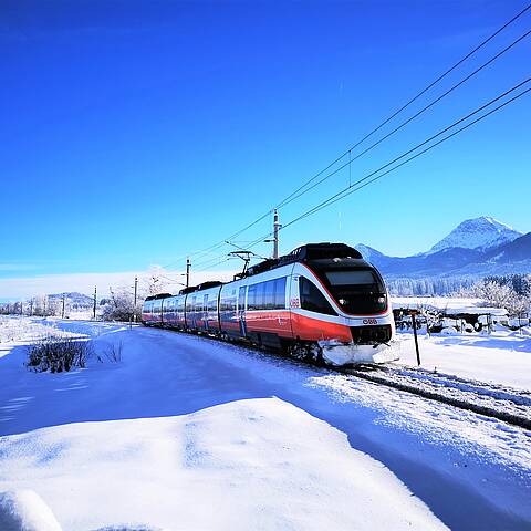 Mit der OEBB im Winter im Schnee autofrei unterwegs