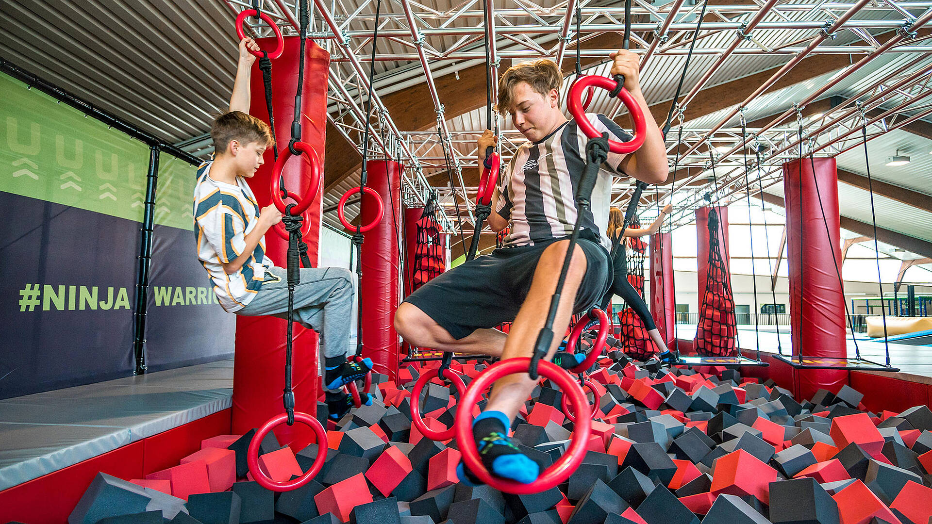 Ninja Warrior Parcours JUMP DOME