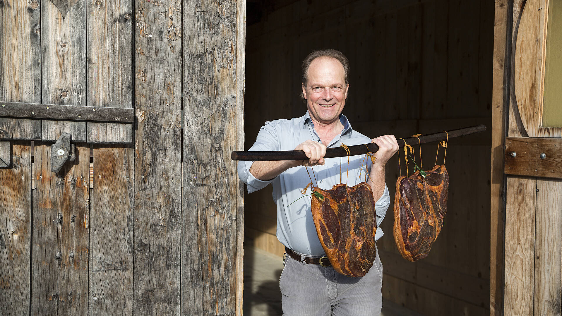 Speckproduktion im Schloss Lerchenhof mit Johann Steinwender 