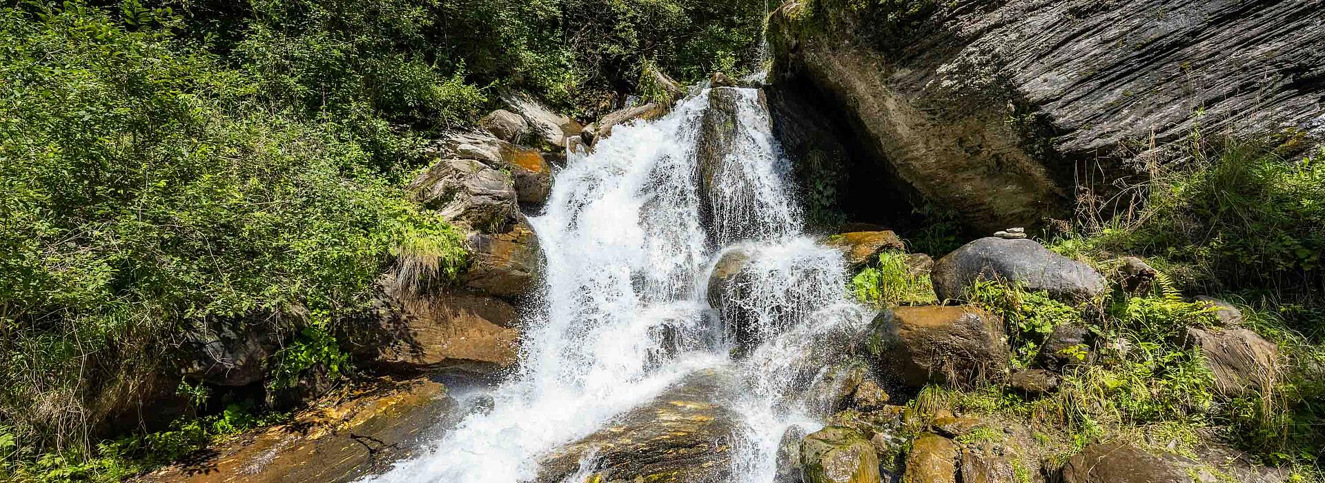Wasserfall in der Barbarossaschlucht im Nationalpark Hohe Tauern