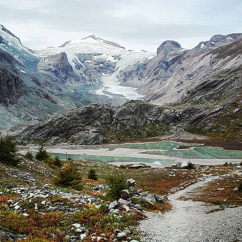 Der Anfang einer Zeitreise_verzauberte Landschaft