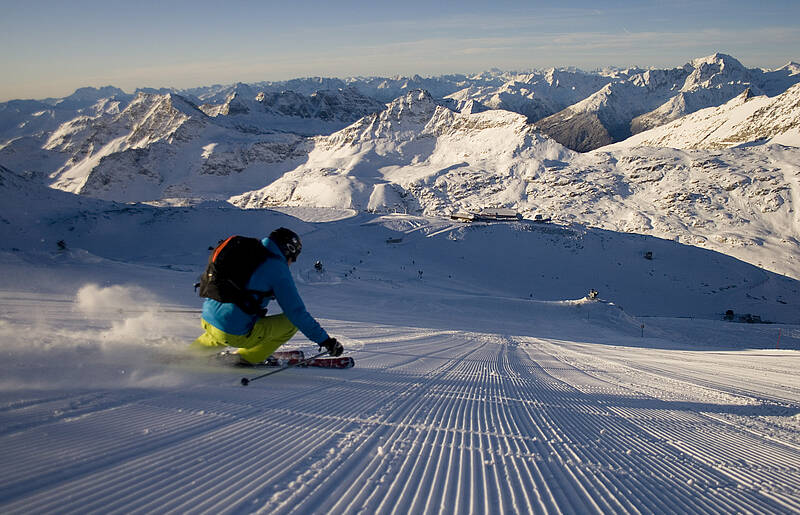 Panoramaskifahren am Mölltaler Gletscher