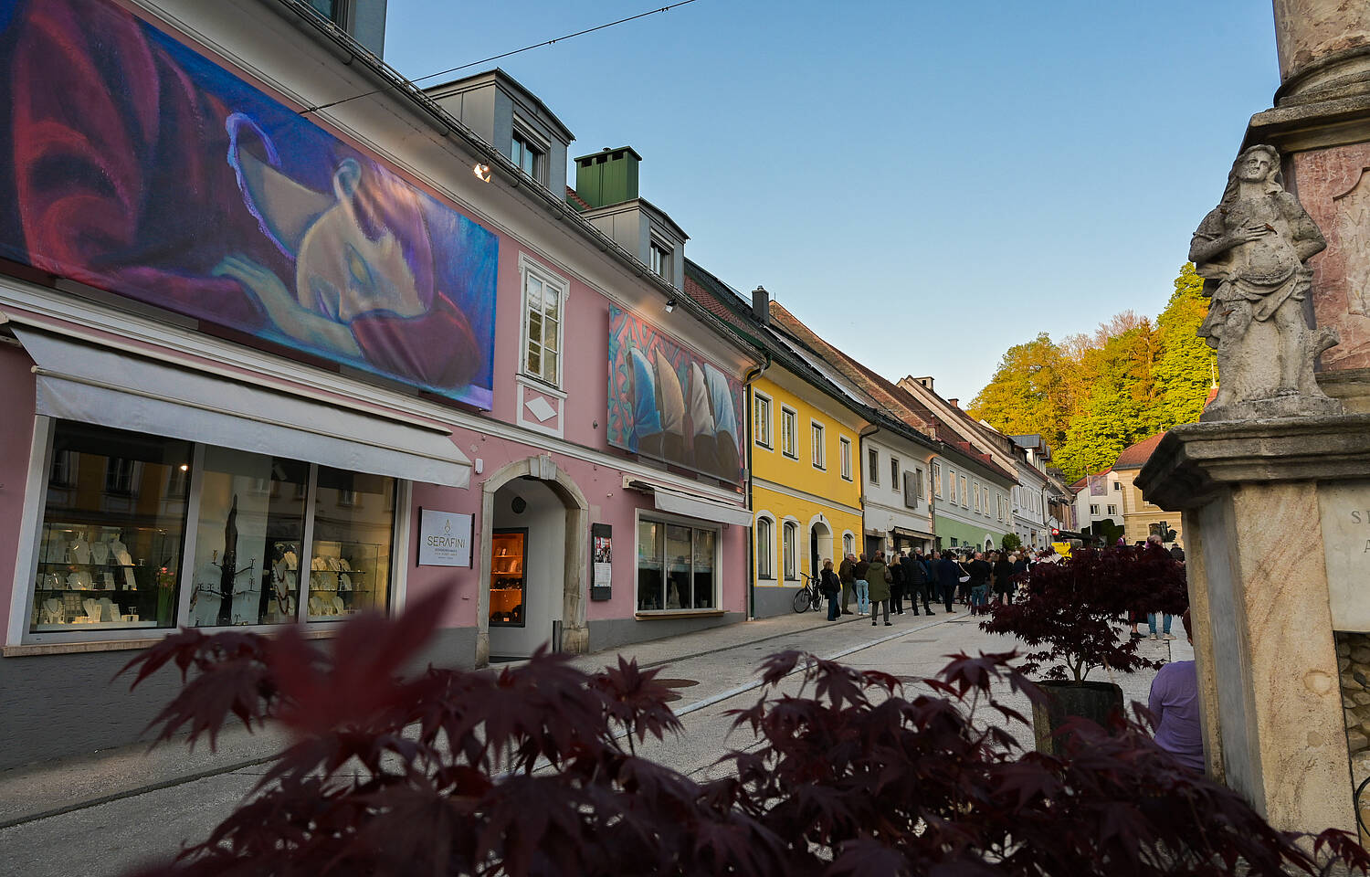 Werner Berg Museum Bleiburg Aussenansicht mit Kunst-Fassade