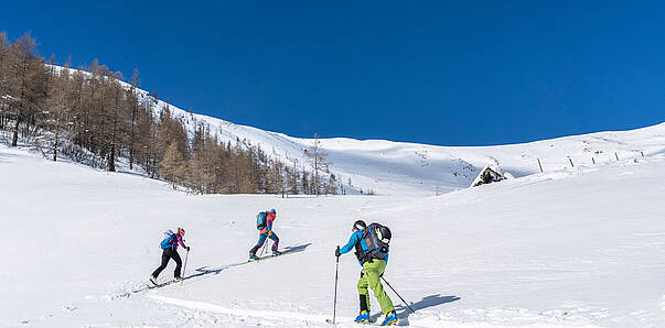 Skitourengeher bei der Nockberge Trail Skidurchquerung