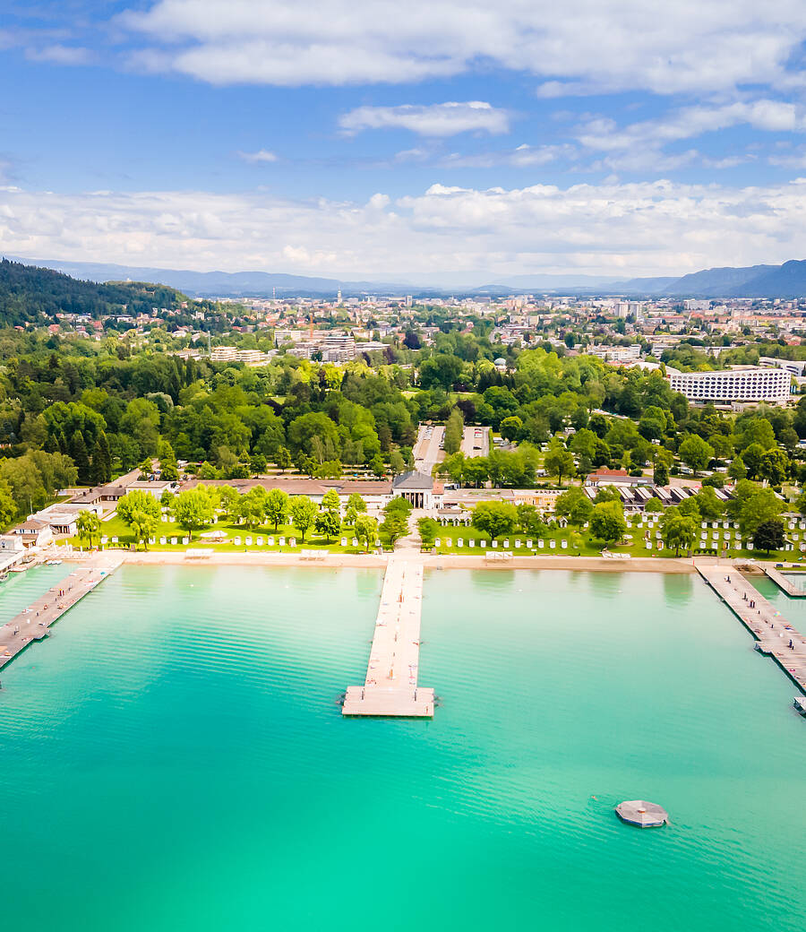 Luftbild vom Strandbad Klagenfurt am Wörthersee
